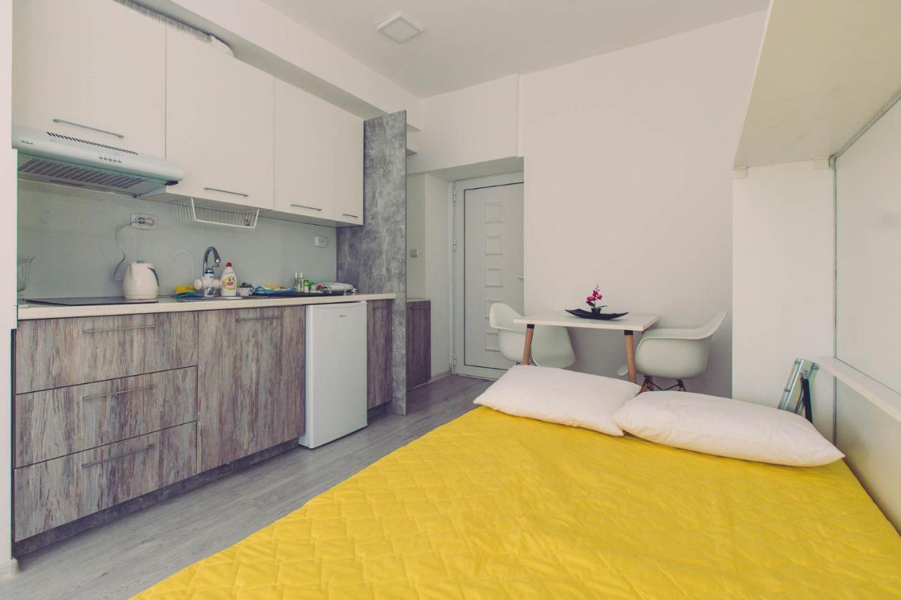 Hristovi Apartments Skopje Bagian luar foto