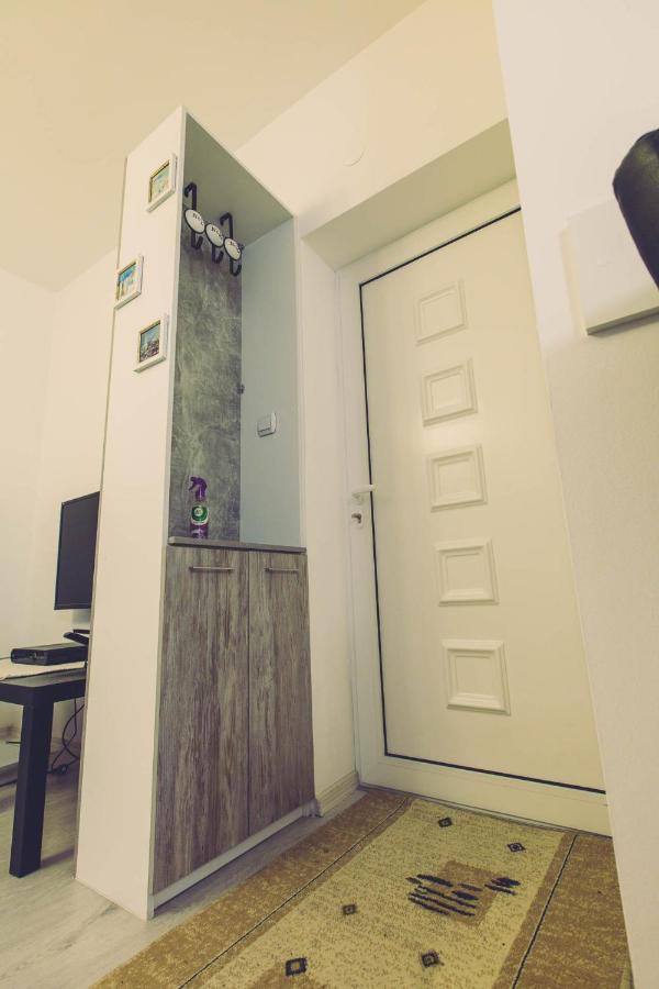 Hristovi Apartments Skopje Bagian luar foto
