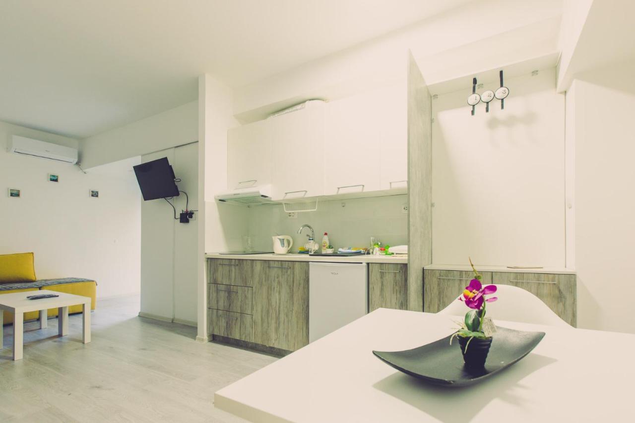 Hristovi Apartments Skopje Bagian luar foto
